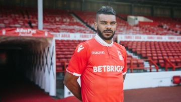 Στην Αθήνα για τον Ολυμπιακό ο Σουντανί της Νότιγχαμ Φόρεστ