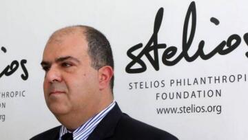 To Ίδρυμα Στέλιος Χατζηιωάννου δίνει 70.000 ευρώ στους συγγενείς των θυμάτων του «Ορέστη»