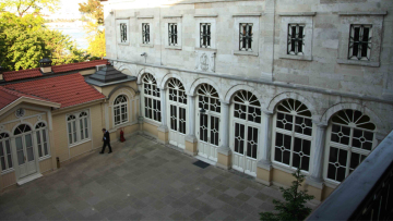 Το Οικουμενικό Πατριαρχείο αδειάζει τον Βελόπουλο για τις ψεύτικες επιστολές του Χριστού