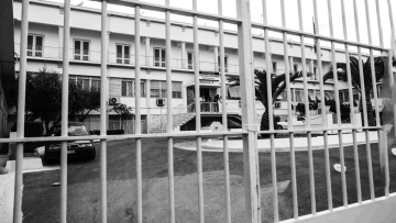 «Βγάζει» τρομοκράτες και σκληρούς βαρυποινίτες από τις φυλακές ο νέος ποινικός κώδικας