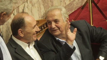 Η κυβέρνηση ανακάλυψε... συμπαιγνία Lamda - ΝΔ για το Ελληνικό 