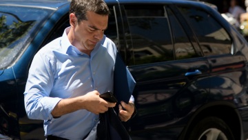 Τσίπρας στην Πολιτική Γραμματεία: Εδραιώθηκε ο ΣΥΡΙΖΑ 