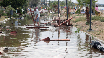Η Χαλκιδική προσπαθεί να κλείσει τις πληγές της: Αγώνας δρόμου για την αποκατάσταση των υποδομών