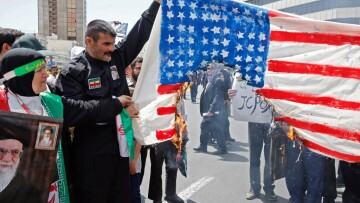 Ιράν: Διαψεύδει την πιθανότητα έναρξης διαπραγματεύσεων με τις ΗΠΑ 