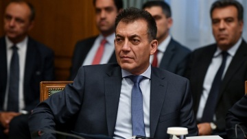 Βρούτσης: «Ξεπερνούν τις 400.000 οι εκκρεμείς συντάξεις»