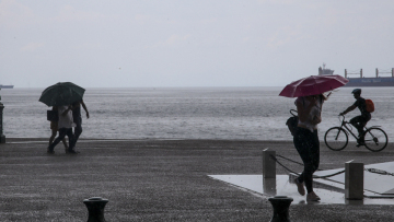 Καιρός: Ο Αντίνοος έρχεται με άγριες διαθέσεις - Καταιγίδες και χαλάζι έως την Τετάρτη