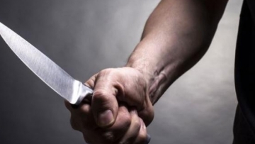 Μαχαίρωμα και ληστεία μεταξύ μεταναστών στη Μυτιλήνη