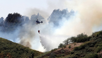 Περιβαλλοντική τραγωδία στα Γκραν Κανάρια: Στο έλεος της τρίτης πυρκαγιάς σε δέκα ημέρες