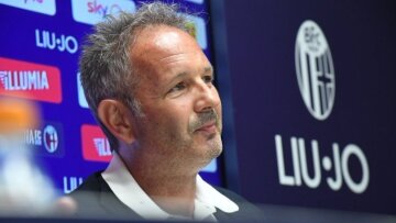 Ο Σίνισα Μιχαΐλοβιτς συνδυάζει χημειοθεραπείες και... δουλειά