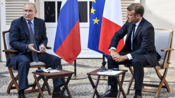 Μακρόν σε Πούτιν: Ανησυχούμε για την Ιντλίμπ - Να μπει τέλος στην κρίση στην Ουκρανία