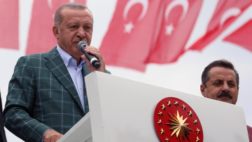 Προκαλεί ο Ερντογάν: Θα υπερασπιστούμε τα δικαιώματά μας στην ανατολική Μεσόγειο παρά τις απειλές της Δύσης