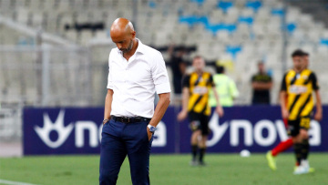 Σε περιδίνηση η ΑΕΚ: «Ξένο σώμα» ο Καρντόσο - Σε αναζήτηση προπονητή ο «Δικέφαλος»