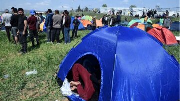 Ορεστιάδα: Δουλέμποροι είχαν στήσει σκηνές για τους μετανάστες