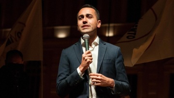 Ιταλία: Habemus κυβέρνηση με πρωθυπουργό τον Κόντε