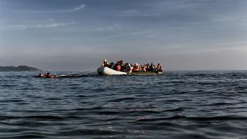 «Βild» για τη μαζική άφιξη μεταναστών στη Λέσβο: Παιχνίδι εξουσίας του Ερντογάν η νέα προσφυγική ρoή;