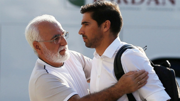 Έξαλλοι εμφανίζονται οι Τούρκοι με τον Ιβάν Σαββίδη τον οποίο αποκαλούν προβοκάτορα