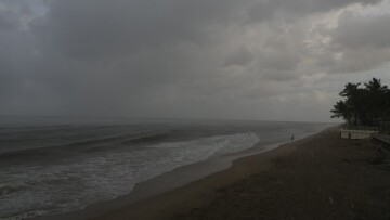 Βίντεο: Αεροπλάνο πέταξε μέσα στο «μάτι» του τυφώνα Dorian