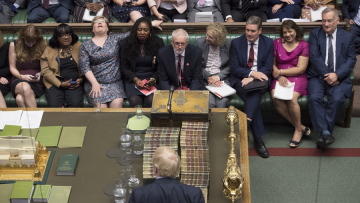 Βρετανία: Μυστικές συνομιλίες Εργατικών και Σκωτσέζων για εκλογές τον Νοέμβριο