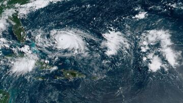  Μπαχάμες: Χιλιάδες προσπαθούν να διαφύγουν από τις περιοχές που έπληξε ο κυκλώνας Ντόριαν