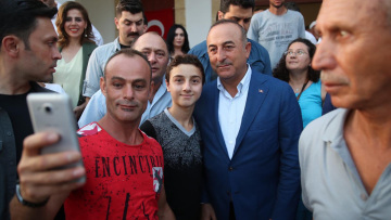 Εμπρηστικός Τσαβούσογλου προς Ελληνοκύπριους: «Να μάθετε να μοιράζεστε» - Ανοίγει «προξενείο» στην Αμμόχωστο