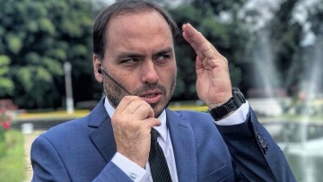 Βραζιλία: Γιος του Μπολσονάρου αμφισβητεί την «δια της δημοκρατικής οδού» αλλαγή στη χώρα 