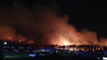 Μεγάλες φωτιές στην Αυστραλία: Εκκενώνονται χιλιάδες σπίτια σε Κουίνσλαντ και Νέα Νότια Ουαλία