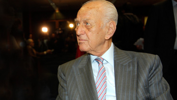 Αντώνης Λιβάνης: «Έφυγε» η «σκιά» του Ανδρέα Παπανδρέου