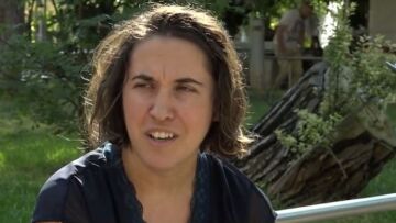 Συγκλονίζει η μητέρα της 8χρονης Αλεξίας: «Τα αδέρφια της τη βλέπουν και κλαίνε»