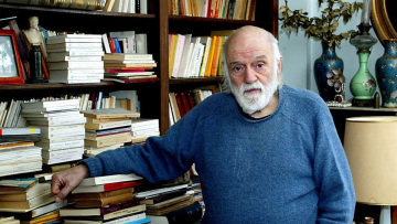 Έφυγε από τη ζωή ο Νάνος Βαλαωρίτης