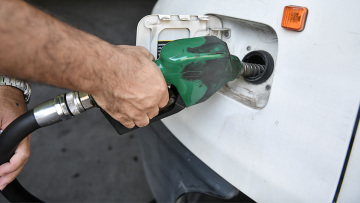 Πετρέλαιο: Ελπίδες για αποκλιμάκωση στις τιμές - Καθησυχάζει η αγορά για τη βενζίνη