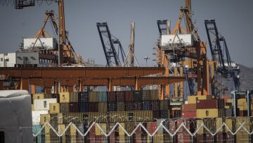 Θρίλερ στον Πειραιά: Εντοπίστηκε πτώμα γυναίκας στο λιμάνι 