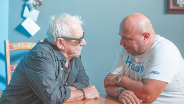 Eric Burdon: Ο θρύλος της ροκ ζει στην Κυψέλη