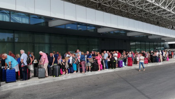 Χρεοκοπία Thomas Cook: Πώς θα γίνει ο επαναπατρισμός των 50.000 «εγκλωβισμένων» στην Ελλάδα