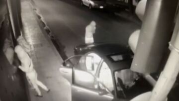 Πειραιάς: Βίντεο-ντοκουμέντο από τη διάρρηξη με... αυτοκίνητο