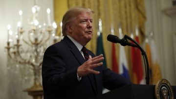 ΗΠΑ: Ο Τραμπ απαιτεί συνάντηση με τον μάρτυρα για το ουκρανικό