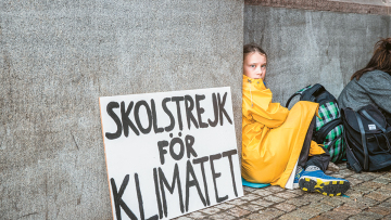 Γκρέτα Τούνμπεργκ: Η αληθινή ιστορία της 16χρονης ακτιβίστριας