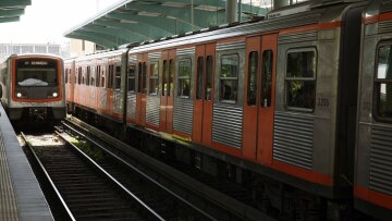 Ηλεκτρικός: Διακοπή δρομολογίων από Ειρήνη προς Κηφισιά - Έπεσε δέντρο σε βαγόνι