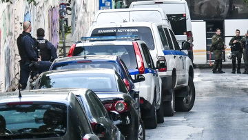 Αξιωματικός του Αλλοδαπών εκβίασε για να μειώσει πρόστιμο: «Την πάτησα» είπε όταν τον έπιασαν