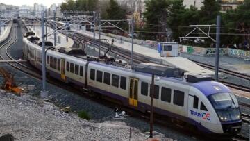 ΤΡΑΙΝΟΣΕ: Μέχρι το Κορωπί ο προαστιακός τις ώρες άφιξης των επισήμων για τον εορτασμό της 25ης Μαρτίου