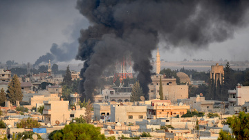 Χάος στη Συρία από την τουρκική εισβολή: Εκρήξεις και καπνοί -  Δύο τουλάχιστον οι νεκροί