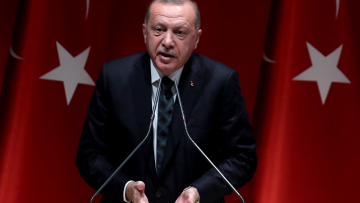 Επίθεση Ερντογάν στο ΝΑΤΟ: Θα σταθείτε δίπλα στον σύμμαχο ή στους τρομοκράτες;