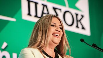ΠΑΣΟΚ: Έκτακτο συνέδριο αποφάσισε η Φώφη Γεννηματά