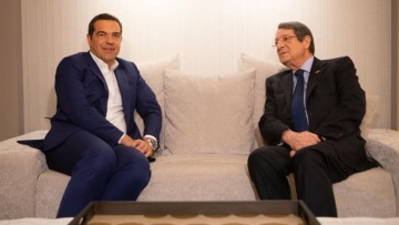 Τσίπρας - Αναστασιάδης συζήτησαν για τις παράνομες τουρκικές ενέργειες στην κυπριακή ΑΟΖ