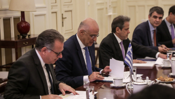 Δένδιας για μεταναστευτικό: Η Τουρκία να μην κεφαλαιοποιεί τον ανθρώπινο πόνο