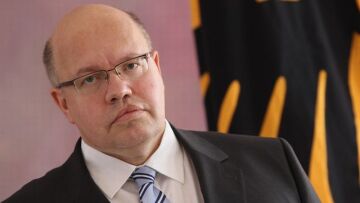 Γερμανία: «Σε νέα ανάκαμψη η ελληνική οικονομία» λέει ο υπουργός Οικονομίας Πέτερ Αλτμάιερ