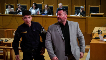 Δίκη Χρυσής Αυγής - Λαγός: Επιτέθηκε στο δικαστήριο και χαρακτήρισε τον Ρουπακιά «περαστικό»