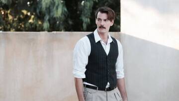 Άγριες Μέλισσες: Ο «Κωνσταντής» πήγε Μύκονο και έγινε το «έλα να δεις»