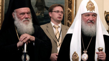 «Ιερός» πόλεμος: «Μαύρη λίστα» από το Πατριαρχείο της Μόσχας για ελληνικές Μητροπόλεις