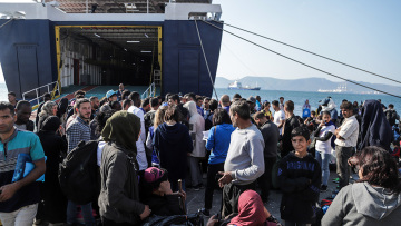 Μεταναστευτικό: Ασφυκτιούν τα νησιά - «Όχι» σε δεύτερη Μόρια το μήνυμα από τη Χίο