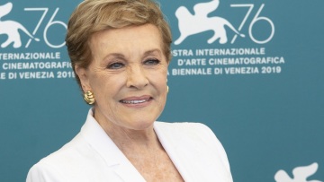 Ο λόγος που η Julie Andrews έκρυβε το Όσκαρ που κέρδισε για το ρόλο της ως Mary Poppins
